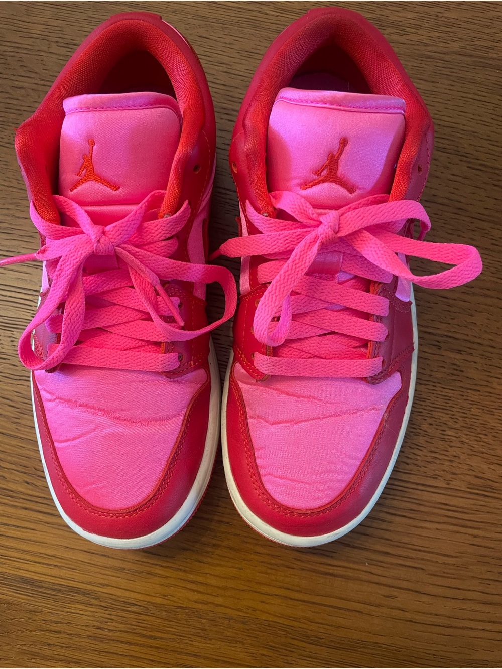 Jordan Air Jordan 1 Low GS Pink/Red women’s US 6.5 FB9893-600
